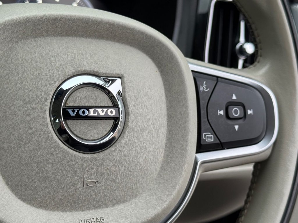 Used Volvo XC60 2018 for sale - 77327997: Photo 33