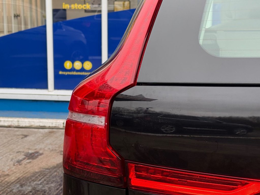 Used Volvo XC60 2018 for sale - 77327997: Photo 36