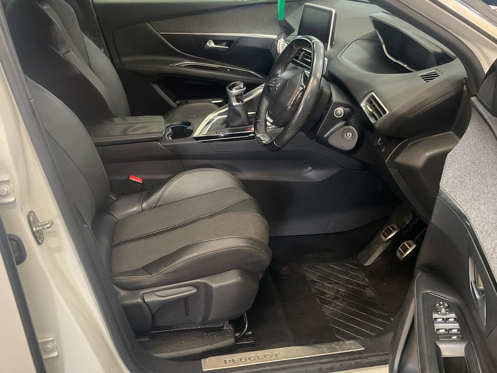 Used Peugeot 3008 2017 for sale - 77734418: Photo 3