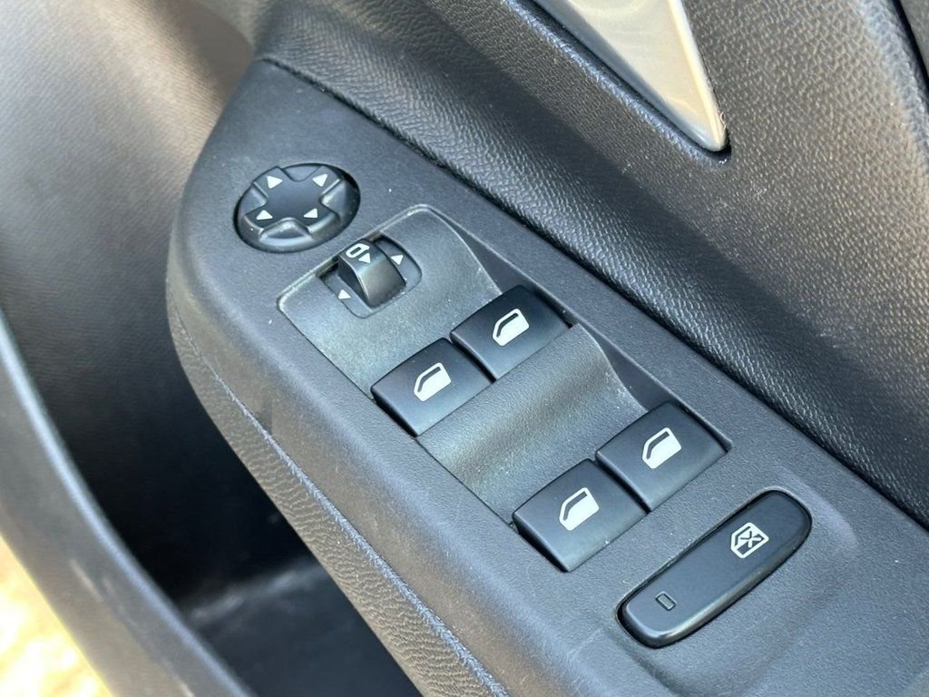 Used Vauxhall Corsa 2020 for sale - 76546768: Photo 28