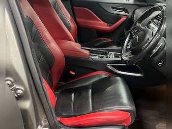 Used Jaguar F-Pace 2017 for sale - 77498372: Photo