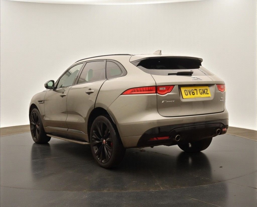 Used Jaguar F-Pace 2017 for sale - 77498372: Photo 9