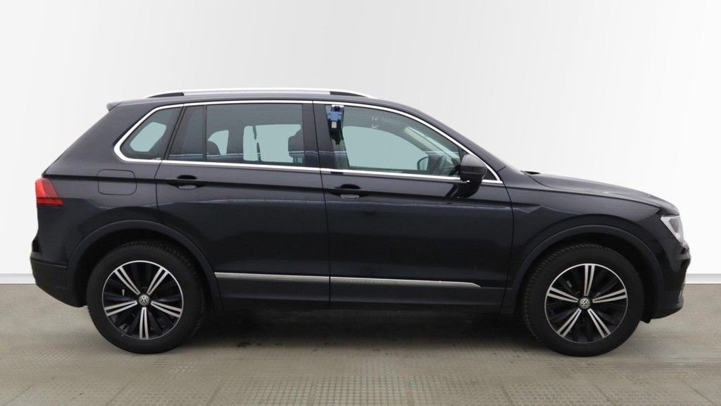 Used Volkswagen Tiguan 2018 for sale - 77122163: Photo 12