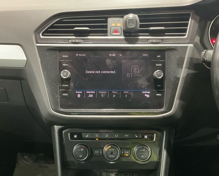 Used Volkswagen Tiguan 2018 for sale - 77122163: Photo 2