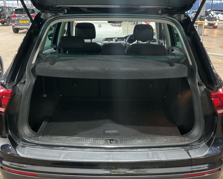 Used Volkswagen Tiguan 2018 for sale - 77122163: Photo 6