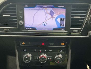 Used SEAT Leon 2018 for sale - 79264902: Photo