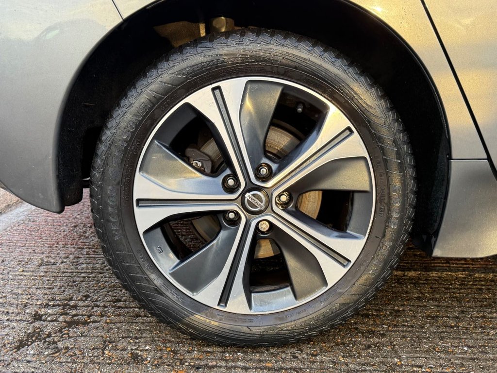 Used Nissan Leaf 2020 for sale - 76950151: Photo 20