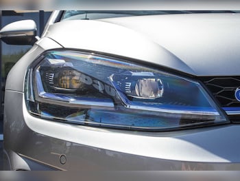 Used Volkswagen Golf 2018 for sale - 78765088: Photo