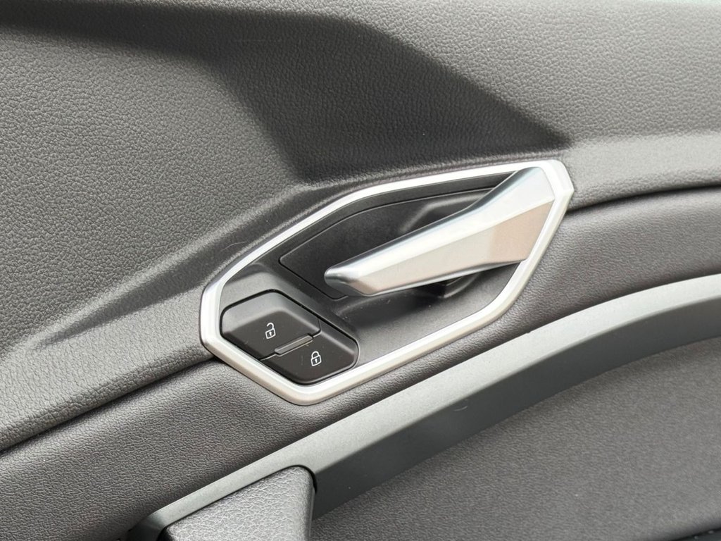 Used Audi e-tron 2020 for sale - 77384078: Photo 31