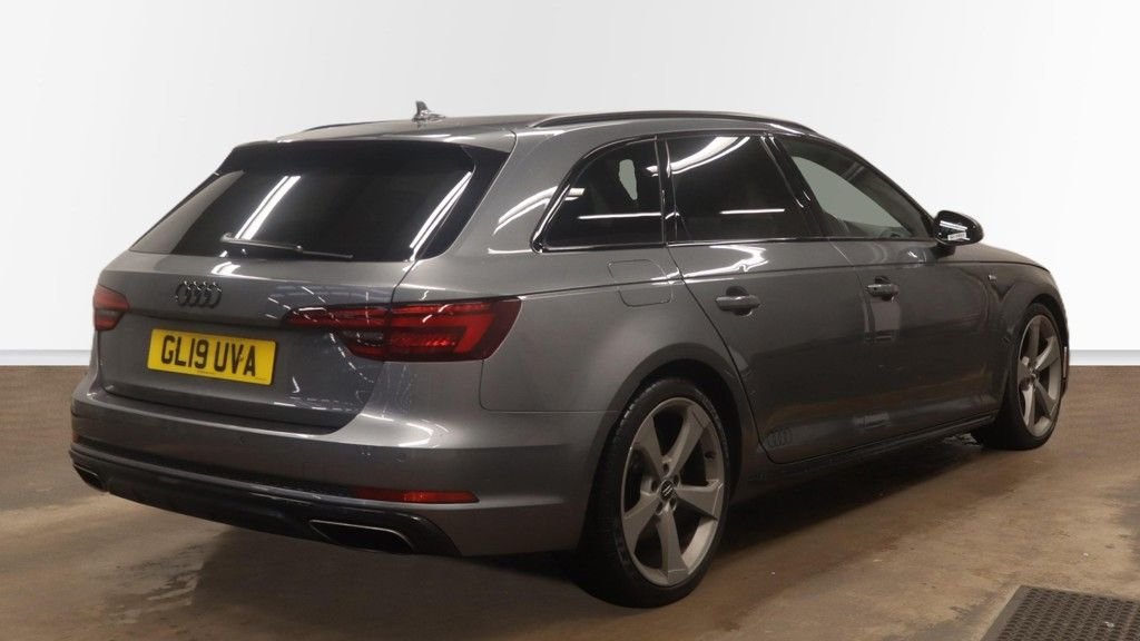 Used Audi A4 Avant 2019 for sale - 77408633: Photo 10