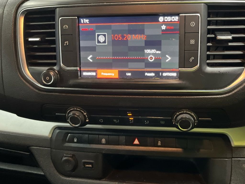 Used Citroen Space Tourer 2018 for sale - 77835623: Photo 2