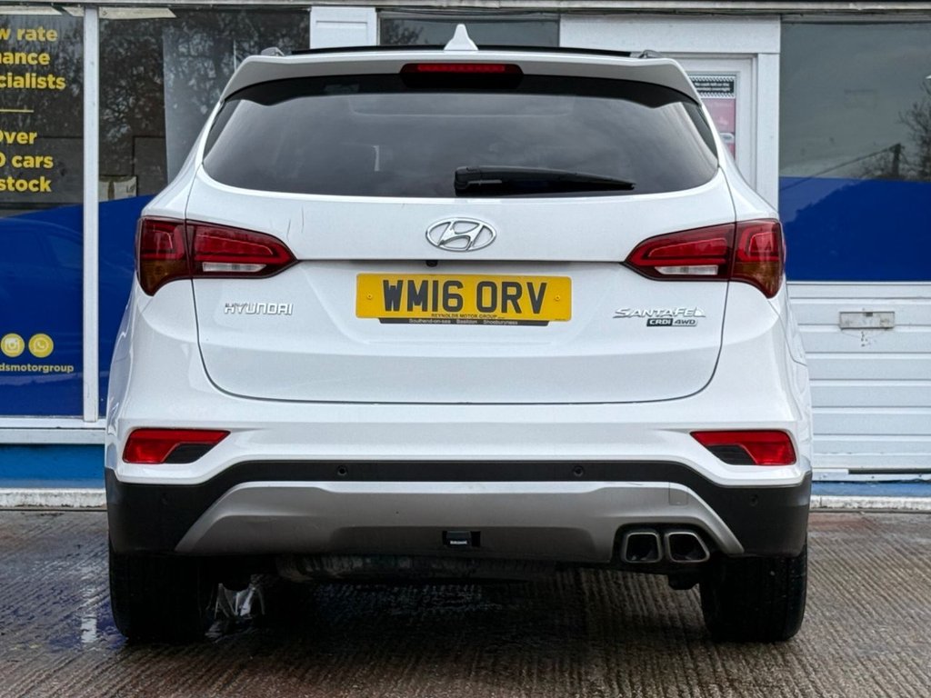 Used Hyundai Santa Fe 2016 for sale - 77642367: Photo 11