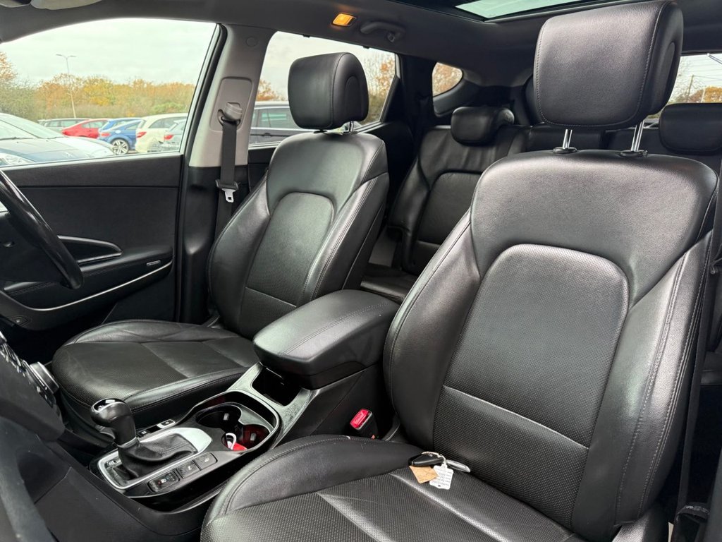 Used Hyundai Santa Fe 2016 for sale - 77642367: Photo 21