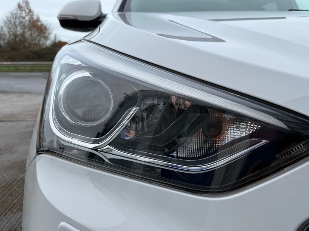 Used Hyundai Santa Fe 2016 for sale - 77642367: Photo 37