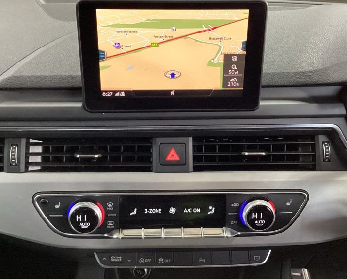 Used Audi A4 2017 for sale - 76950129: Photo 2