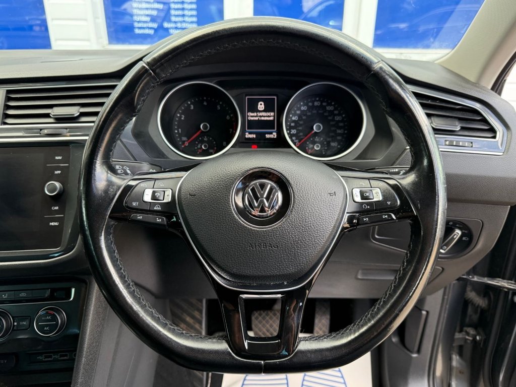 Used Volkswagen Tiguan 2018 for sale - 75765225: Photo 24