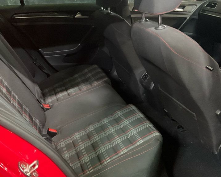 Used Volkswagen Golf 2017 for sale - 76950127: Photo 4