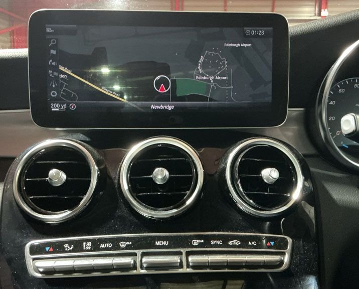 Used Mercedes-Benz C Class 2019 for sale - 77089015: Photo 2