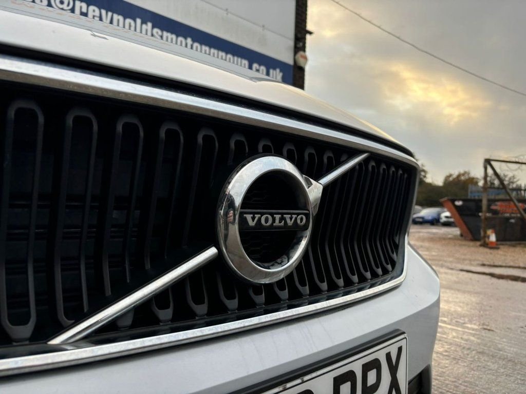 Used Volvo XC40 2019 for sale - 76546479: Photo 14