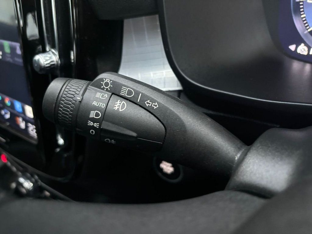 Used Volvo XC40 2019 for sale - 76546479: Photo 38