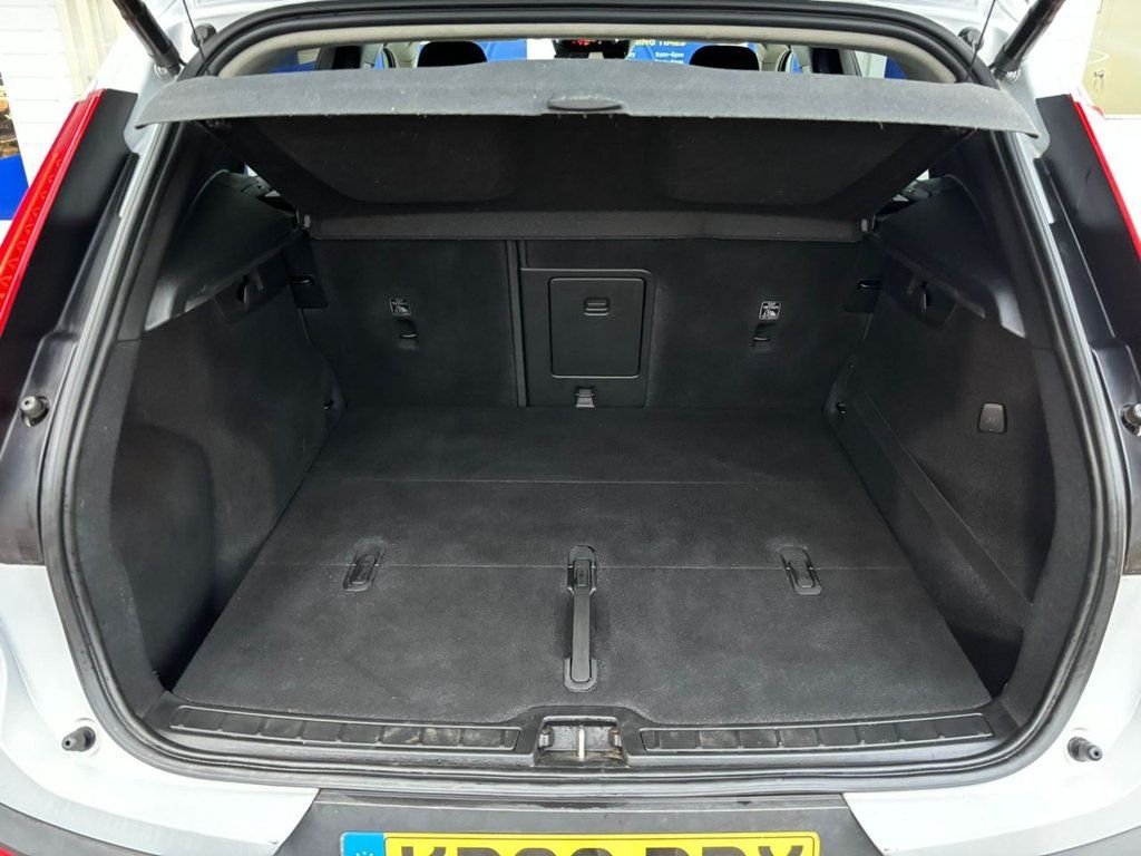 Used Volvo XC40 2019 for sale - 76546479: Photo 47