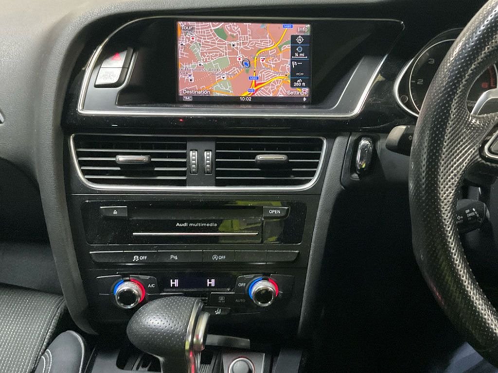 Used Audi A4 2015 for sale - 77328031: Photo 2