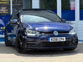 Volkswagen - Golf