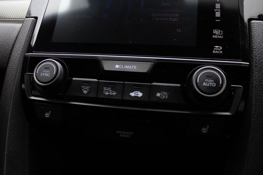 Used Honda Civic 2018 for sale - 77820608: Photo 33