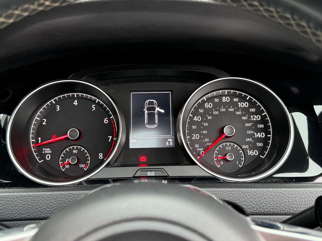 Used Volkswagen Golf 2017 for sale - 77250281: Photo 23