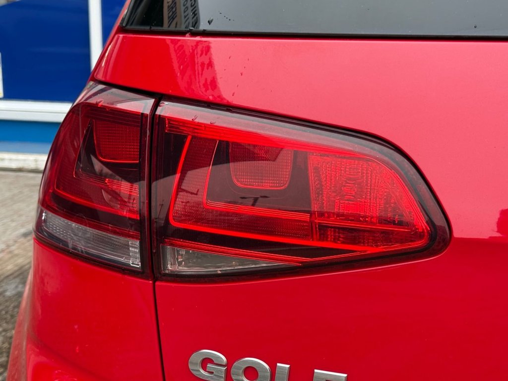 Used Volkswagen Golf 2017 for sale - 77250281: Photo 32