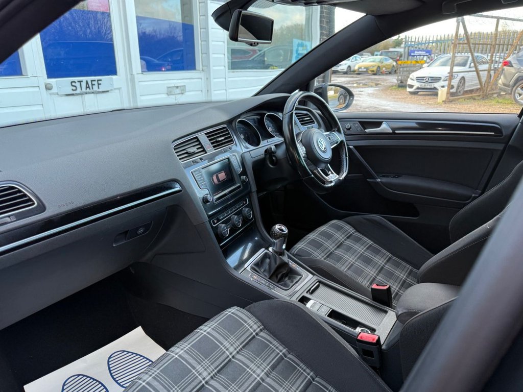 Used Volkswagen Golf 2016 for sale - 77421840: Photo 17