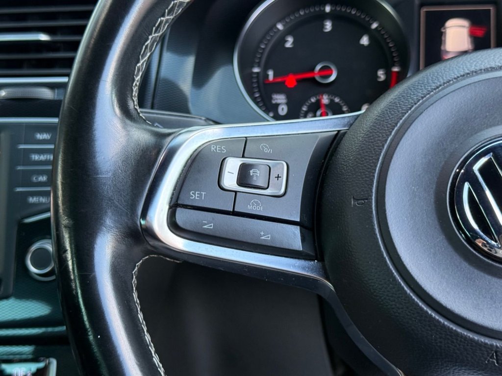 Used Volkswagen Golf 2016 for sale - 77421840: Photo 26