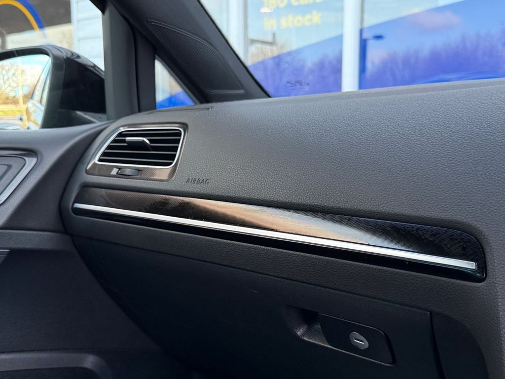 Used Volkswagen Golf 2016 for sale - 77421840: Photo 32