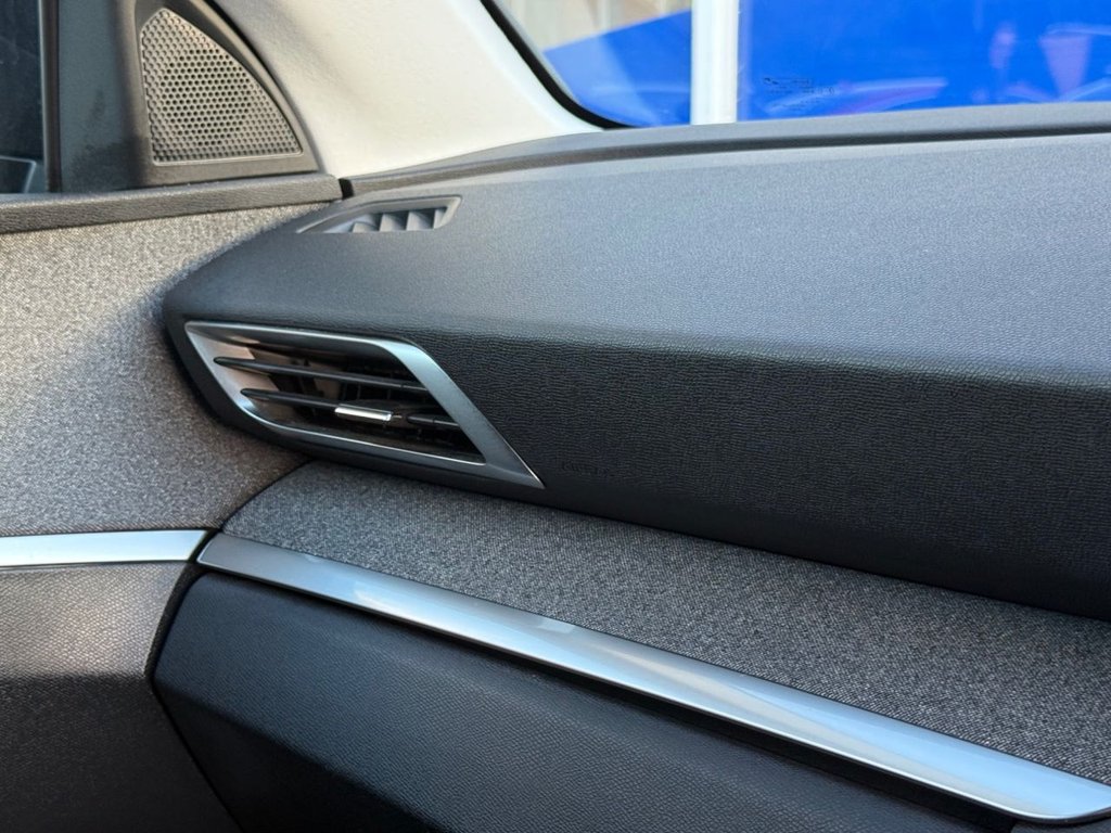 Used Peugeot 3008 2018 for sale - 76386686: Photo 32