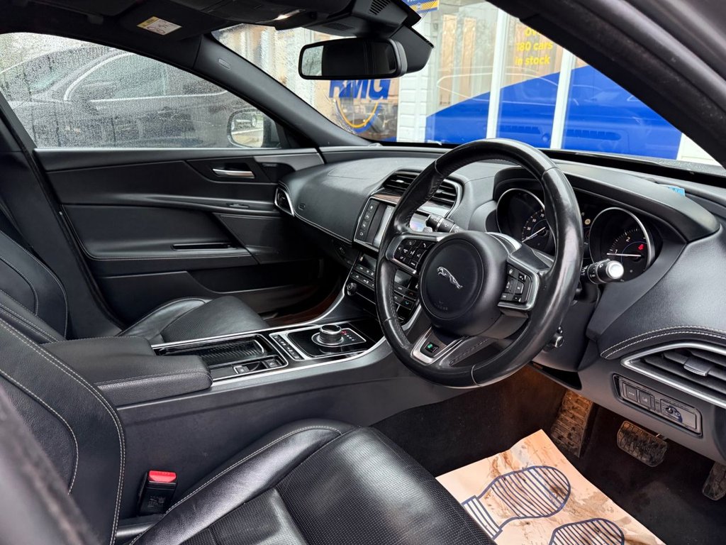 Used Jaguar XE 2017 for sale - 77936259: Photo 10