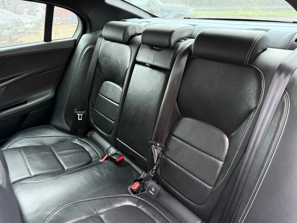 Used Jaguar XE 2017 for sale - 77936259: Photo 16