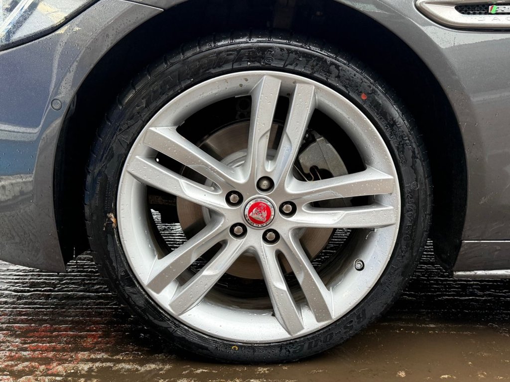 Used Jaguar XE 2017 for sale - 77936259: Photo 19