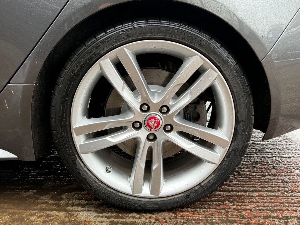 Used Jaguar XE 2017 for sale - 77936259: Photo 20