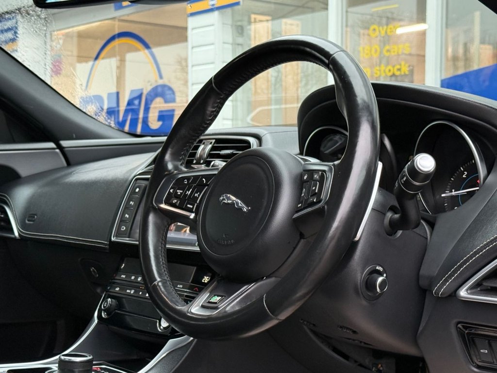 Used Jaguar XE 2017 for sale - 77936259: Photo 23