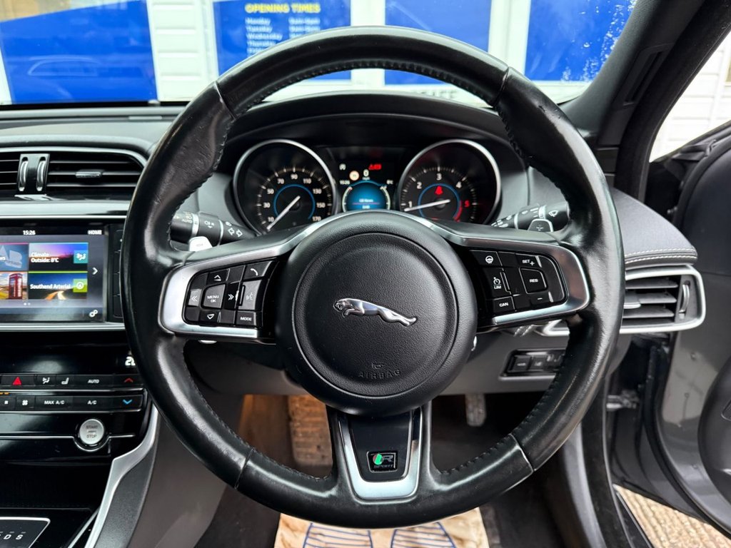 Used Jaguar XE 2017 for sale - 77936259: Photo 24