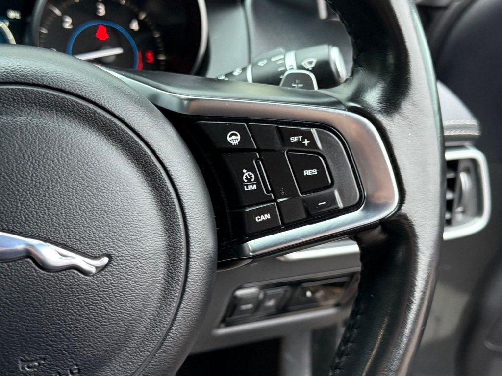 Used Jaguar XE 2017 for sale - 77936259: Photo 27