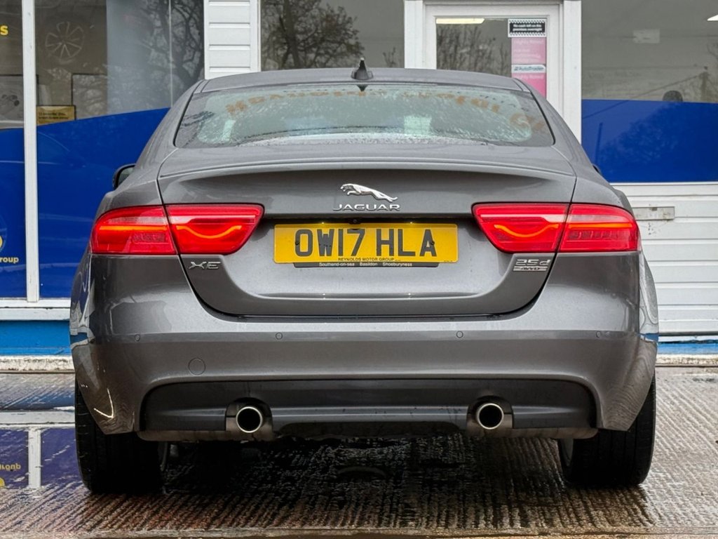 Used Jaguar XE 2017 for sale - 77936259: Photo 8