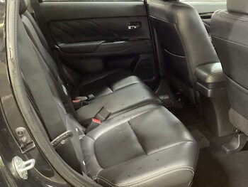 Used Mitsubishi Outlander 2016 for sale - 77328135: Photo