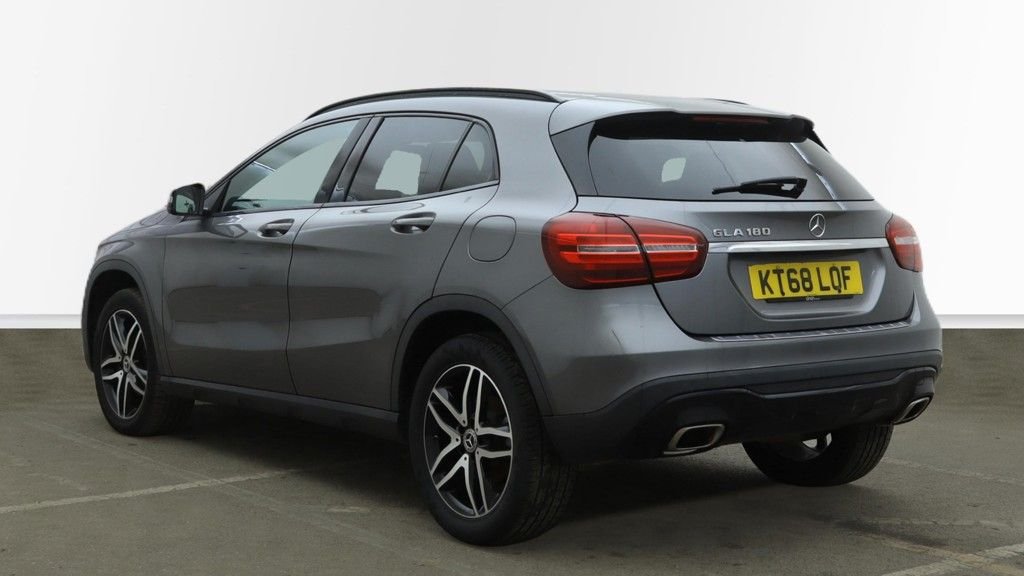 Used Mercedes-Benz GLA 2018 for sale - 77088865: Photo 11