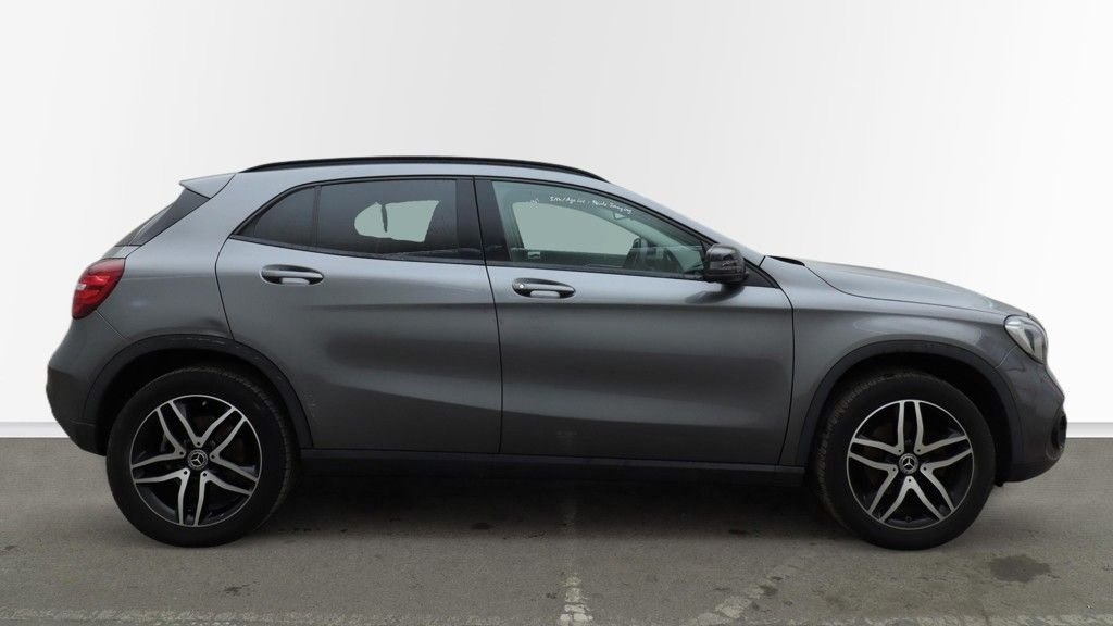 Used Mercedes-Benz GLA 2018 for sale - 77088865: Photo 13