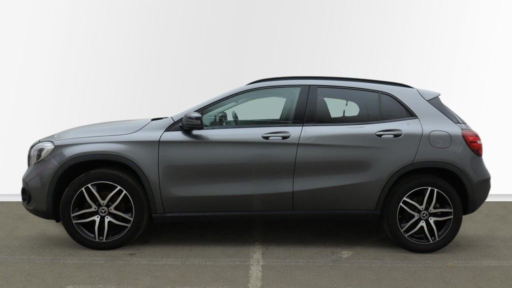 Used Mercedes-Benz GLA 2018 for sale - 77088865: Photo 15