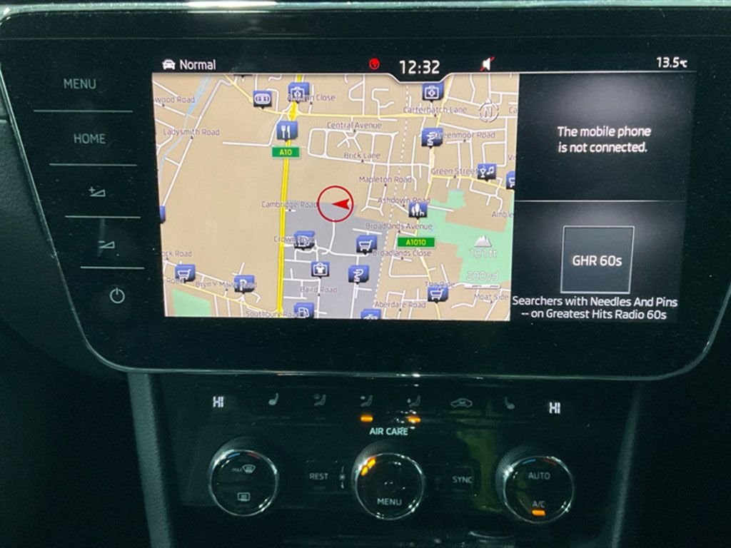 Used Skoda Superb 2018 for sale - 77835735: Photo 2