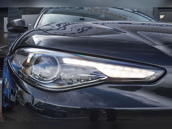 Used Alfa Romeo Giulia 2018 for sale - 78765008: Photo