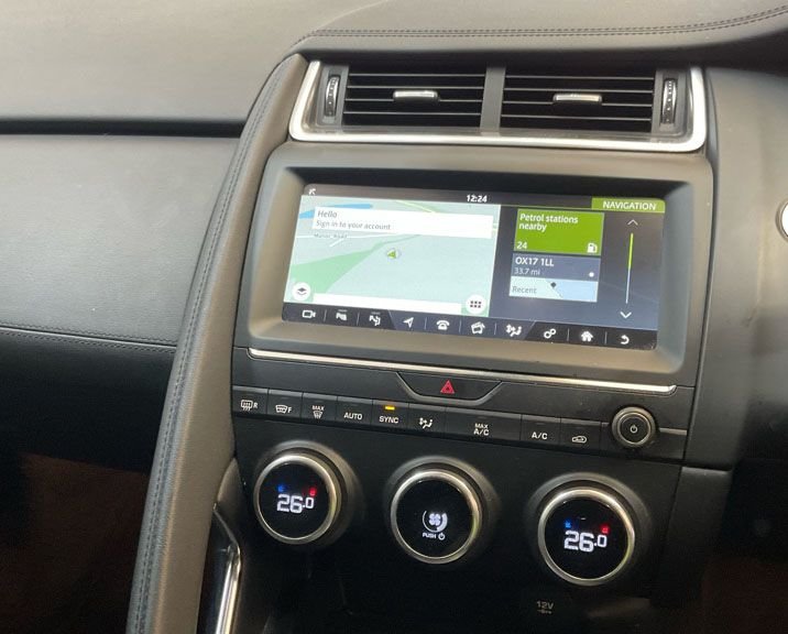 Used Jaguar E-Pace 2018 for sale - 76841692: Photo 2