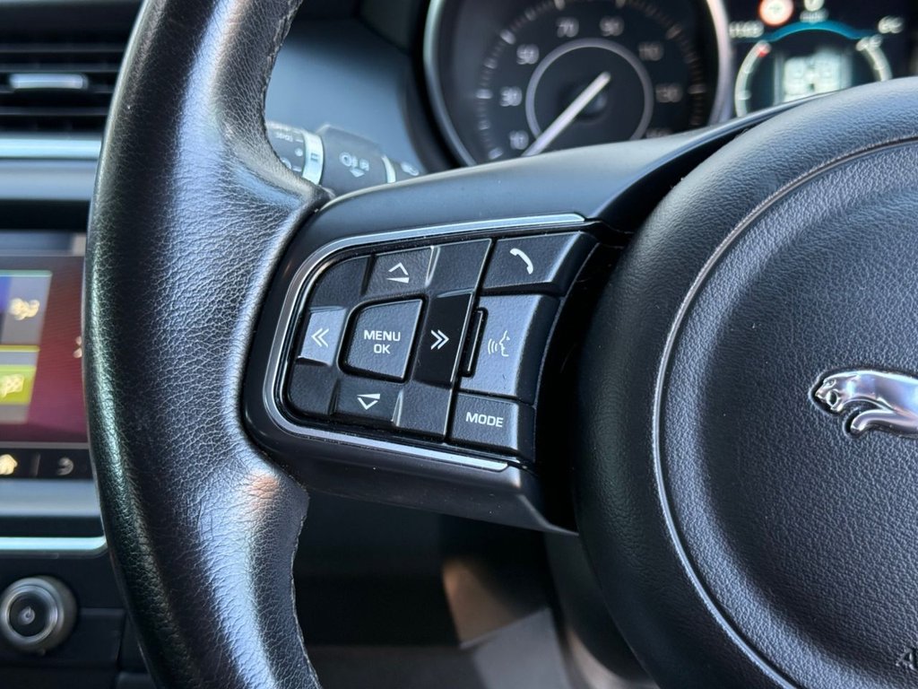 Used Jaguar E-Pace 2018 for sale - 76841692: Photo 23